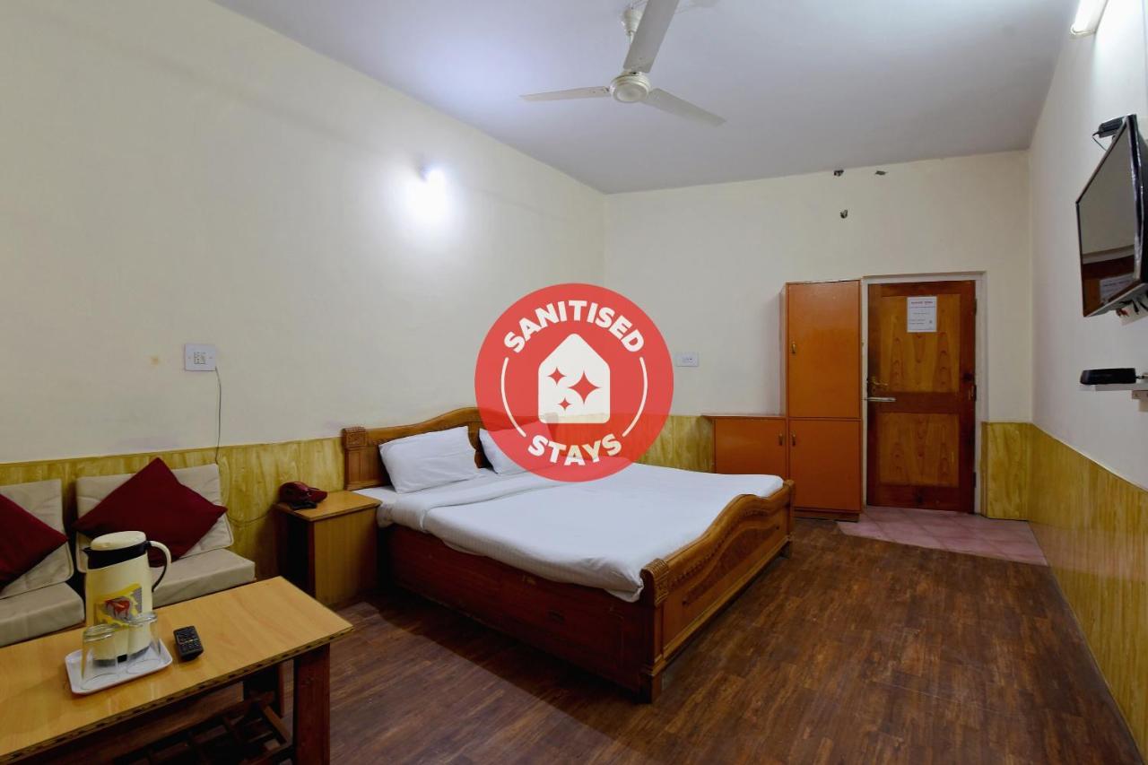SPOT ON 41403 Hotel Sunbeam Shamshi Exterior foto