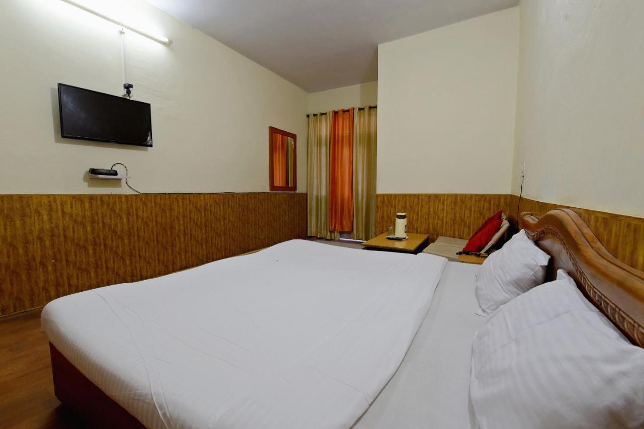 SPOT ON 41403 Hotel Sunbeam Shamshi Exterior foto